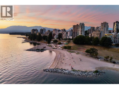 1233 BEACH Avenue | Vancouver British Columbia | Slide Image Sixteen