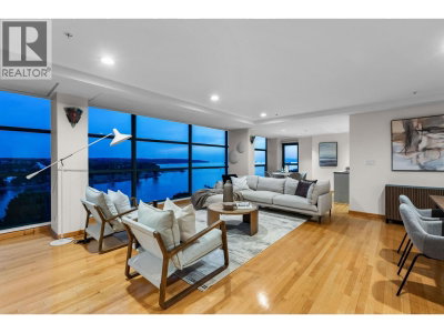 1233 BEACH Avenue | Vancouver British Columbia | Slide Image Four