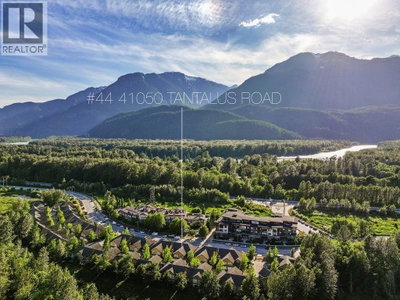 41050 TANTALUS Road | Squamish British Columbia | Slide Image Thirty-five