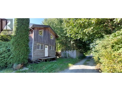 616 CLIFF Street | Bella Coola British Columbia | Slide Image Fifteen