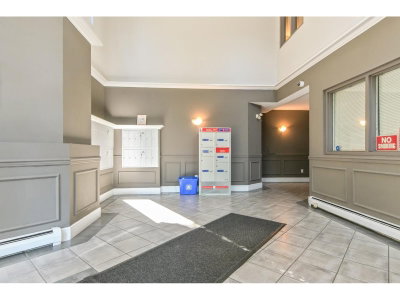 32725 GEORGE FERGUSON Way | Abbotsford British Columbia | Slide Image Three