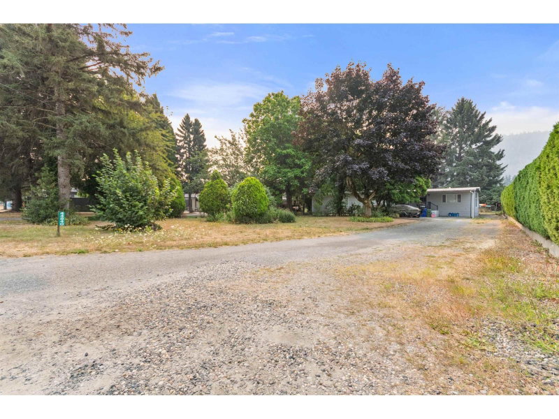44840 KEITH WILSON Road Chilliwack British Columbia, V2R 3J9 - 3 Bedrooms Home For Sale
