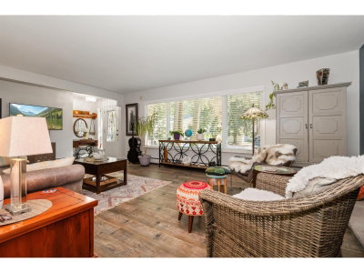 624 MOUNTAIN VIEW Road | Cultus Lake British Columbia | Slide Image Seventeen