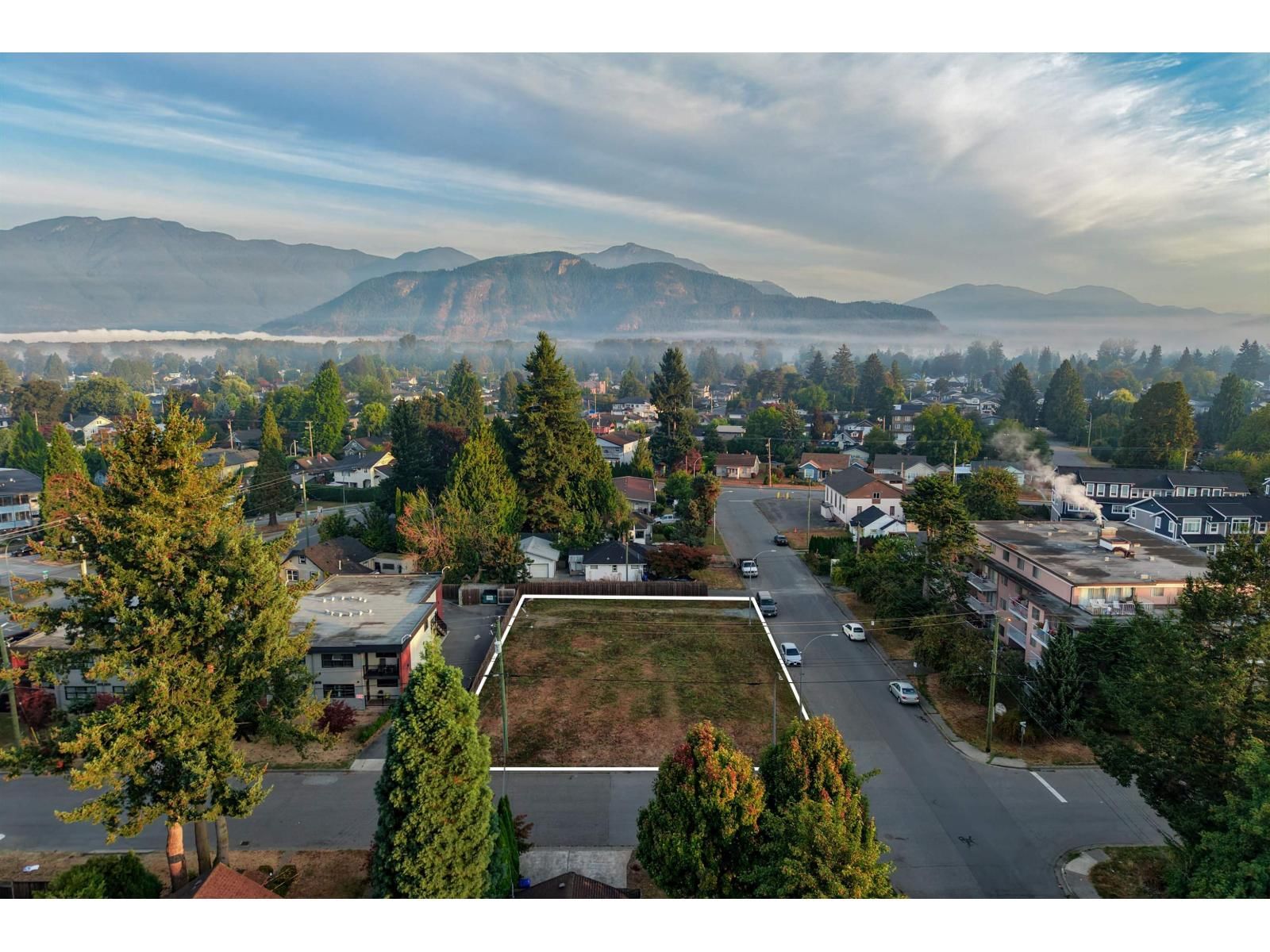 46019 MELLARD Avenue, Chilliwack, British Columbia V2P 2Y6
