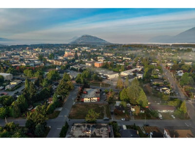46019 MELLARD Avenue | Chilliwack British Columbia | Slide Image Twelve