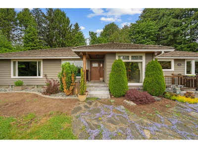 8054 SYKES Street | Mission British Columbia | Slide Image Six