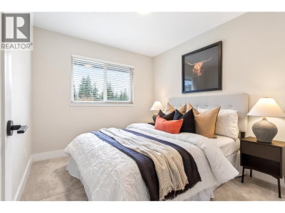 969 MANSFIELD Crescent | Port Coquitlam British Columbia | Slide Image Thirty-one