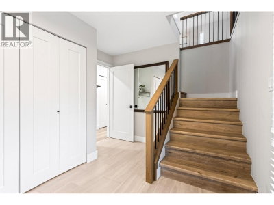 969 MANSFIELD Crescent | Port Coquitlam British Columbia | Slide Image Thirty-five