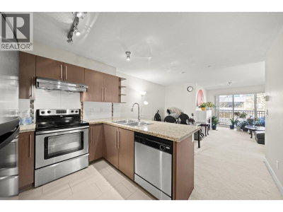 2088 BETA Avenue | Burnaby British Columbia | Slide Image Three