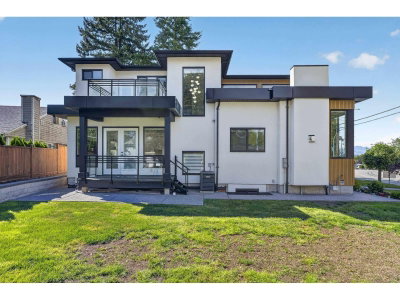 10925 ORIOLE Drive | Surrey British Columbia | Slide Image Three