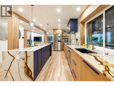 159 ROE Drive | Port Moody British Columbia | Slide Image Six