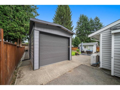 34855 LABURNUM Avenue | Abbotsford British Columbia | Slide Image Twenty-three