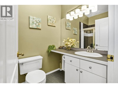 2340 HAWTHORNE Avenue | Port Coquitlam British Columbia | Slide Image Seventeen