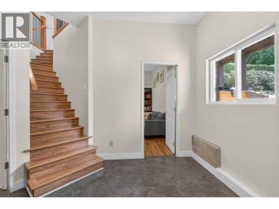 25700 116 Avenue | Maple Ridge British Columbia | Slide Image Twenty
