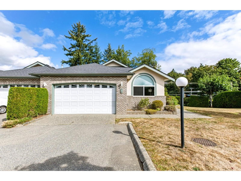 32777 CHILCOTIN Drive Abbotsford British Columbia, V2T 5W4 - 3 Bedrooms Condo For Sale