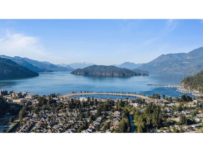 386 PINE Avenue | Harrison Hot Springs British Columbia | Slide Image Thirty-six