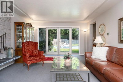 2864 BUSHNELL Place | North Vancouver British Columbia | Slide Image Fourteen