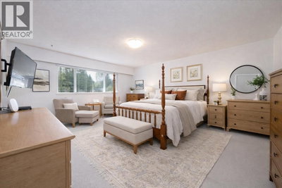 2864 BUSHNELL Place | North Vancouver British Columbia | Slide Image Eighteen