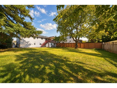 14490 106A Avenue | Surrey British Columbia | Slide Image Five