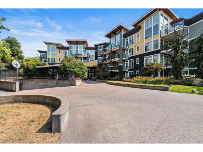 45389 CHEHALIS Drive | Chilliwack British Columbia | Slide Image One