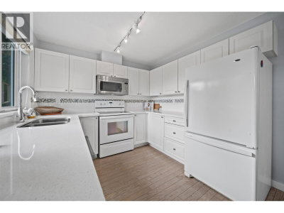 5800 ANDREWS Road | Richmond British Columbia | Slide Image Fifteen