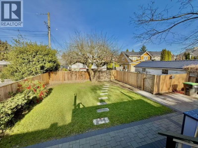 1165 26TH Avenue | Vancouver British Columbia | Slide Image Twenty-two