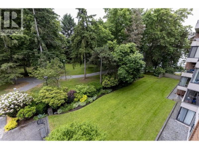 4101 YEW Street | Vancouver British Columbia | Slide Image Thirty-one