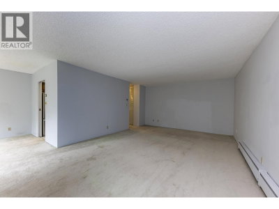 4101 YEW Street | Vancouver British Columbia | Slide Image Eight