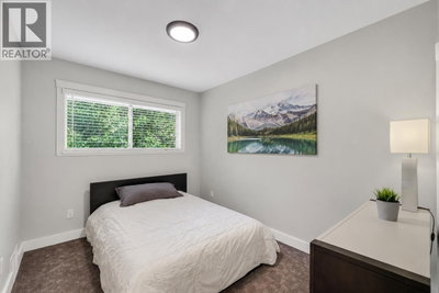 1510 MACDONALD Place | Squamish British Columbia | Slide Image Eleven