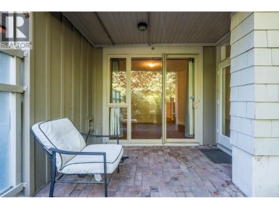 580 RAVEN WOODS Drive | North Vancouver British Columbia | Slide Image Seventeen