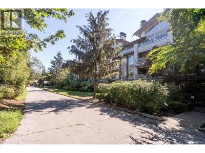 580 RAVEN WOODS Drive | North Vancouver British Columbia | Slide Image Twenty-one