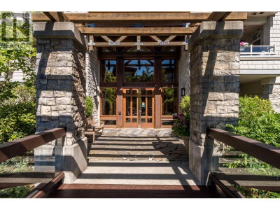 580 RAVEN WOODS Drive | North Vancouver British Columbia | Slide Image Twenty-seven