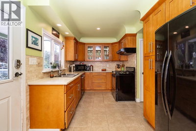 11740 CARSHILL Street | Maple Ridge British Columbia | Slide Image Eight