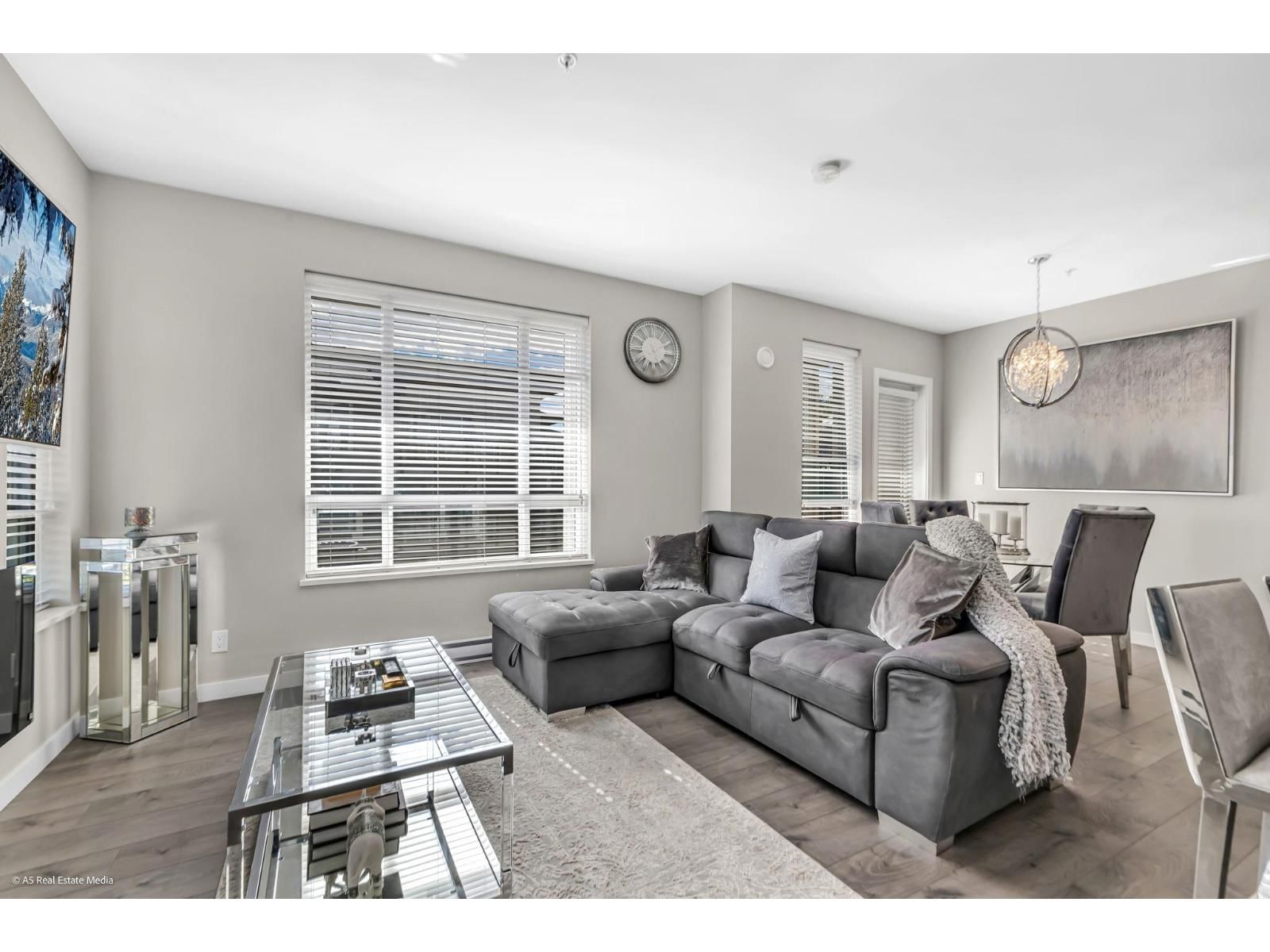 20211 66 Avenue, Langley, British Columbia V2Y 0L4