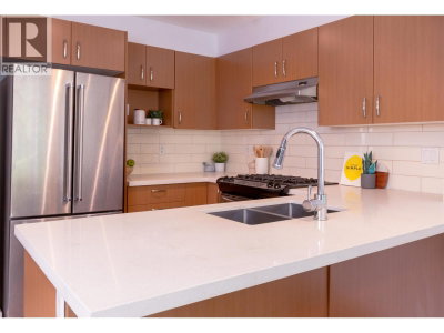 3105 LINCOLN Avenue | Coquitlam British Columbia | Slide Image Eight