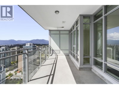 4485 SKYLINE Drive | Burnaby British Columbia | Slide Image Seventeen