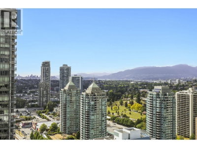 4485 SKYLINE Drive | Burnaby British Columbia | Slide Image Twenty