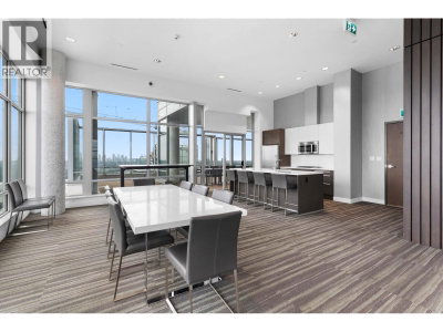 4485 SKYLINE Drive | Burnaby British Columbia | Slide Image Twenty-five