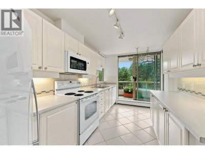 6188 PATTERSON Avenue | Burnaby British Columbia | Slide Image Eight