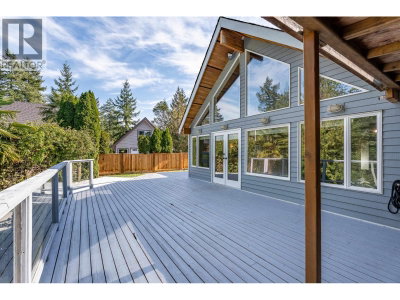 5393 SANS SOUCI Road | Halfmoon Bay British Columbia | Slide Image Twenty