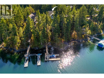 5393 SANS SOUCI Road | Halfmoon Bay British Columbia | Slide Image Twenty-seven