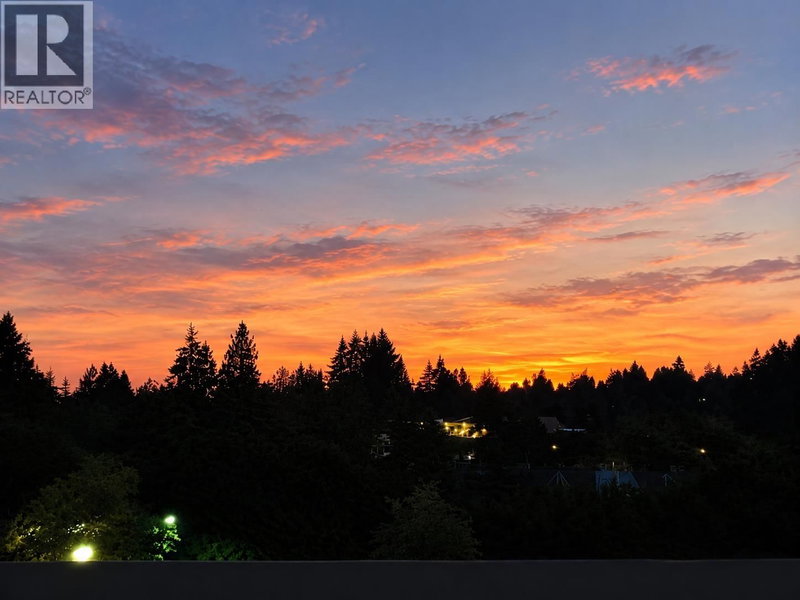 1210 27TH Street North Vancouver British Columbia, V7J 0C5 - 2 Bedrooms Condo For Sale