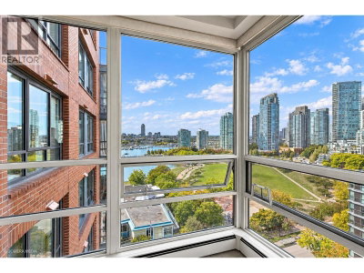 139 DRAKE Street | Vancouver British Columbia | Slide Image Two