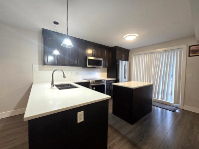 32138 GEORGE FERGUSON Way | Abbotsford British Columbia | Slide Image Six