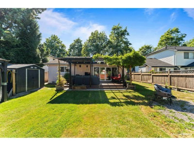 10306 167 Street | Surrey British Columbia | Slide Image Thirty