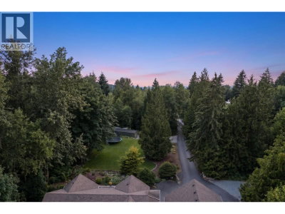 12194 269 Street | Maple Ridge British Columbia | Slide Image Two