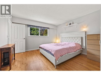 1594 ELINOR Crescent | Port Coquitlam British Columbia | Slide Image Nineteen