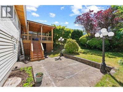 1594 ELINOR Crescent | Port Coquitlam British Columbia | Slide Image Thirty-five