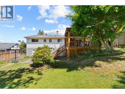 1594 ELINOR Crescent | Port Coquitlam British Columbia | Slide Image Thirty-seven