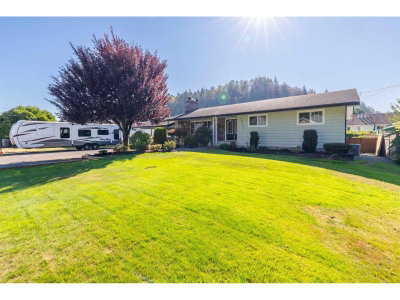 10145 BRENTWOOD Drive | Chilliwack British Columbia | Slide Image One